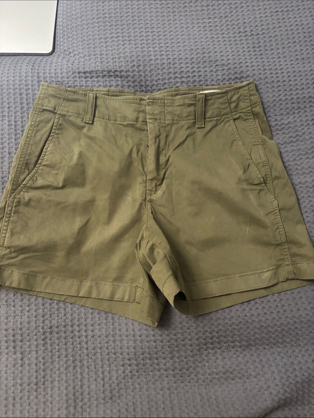 GAP Olive Green Mid-Rise Cotton Shorts